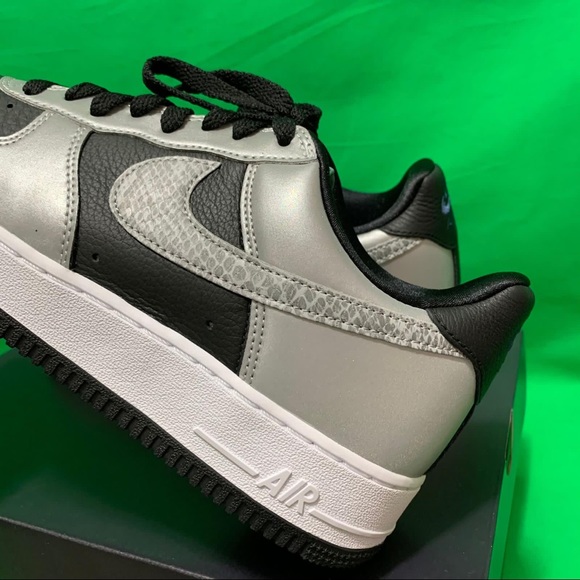Nike Air Force 1 Silver Snake - New With Box - Picture 3 of 16